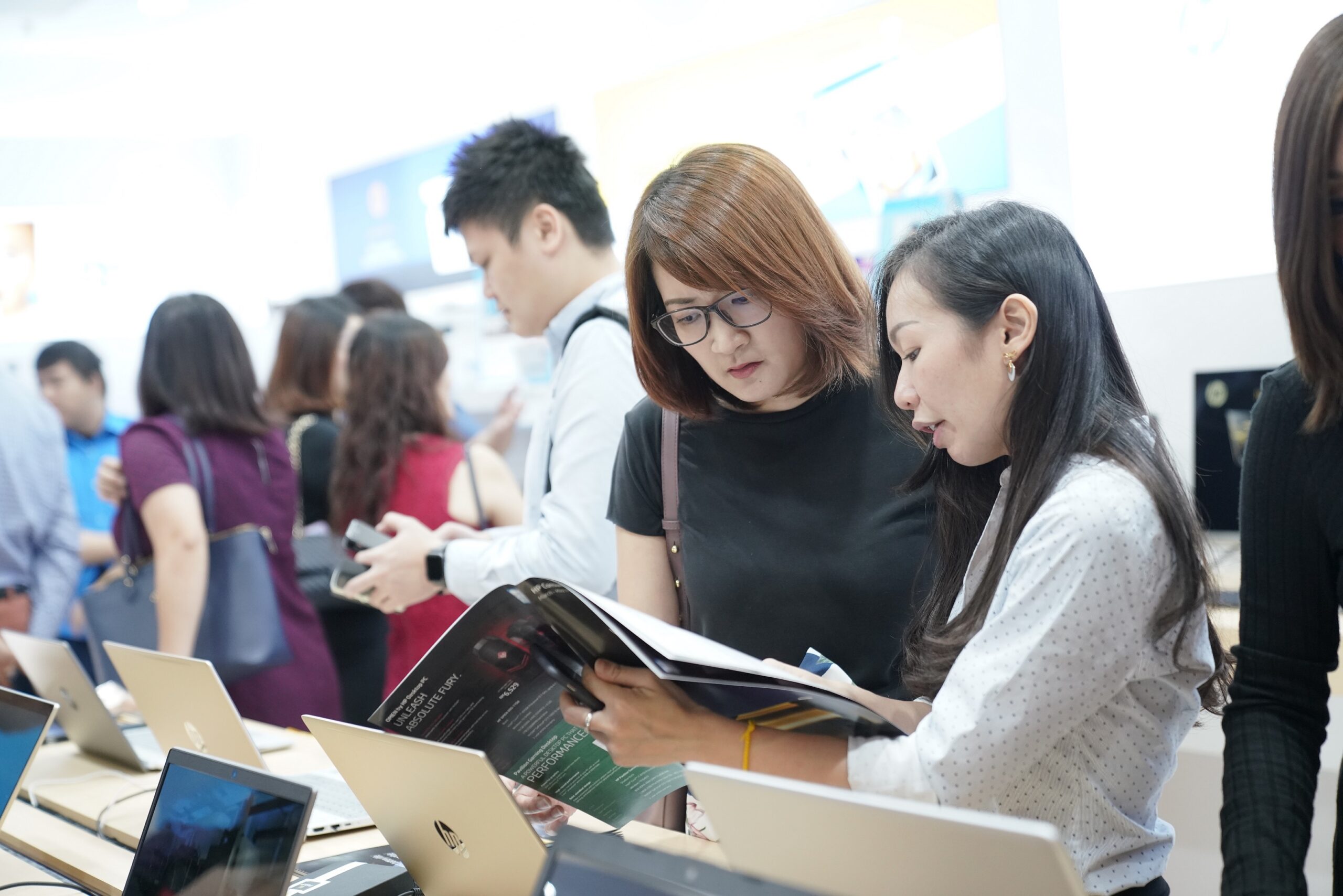 Foto: HP Malaysia (Gedung baru di 1 Utama)